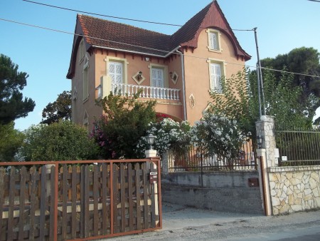 Βίλα  Γεροκωστόπουλου στα Ροίτικα Αχαίας